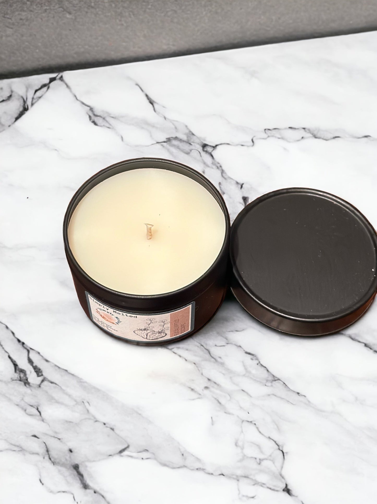 Eucalyptus Escape Tin Candle - Simply Melted