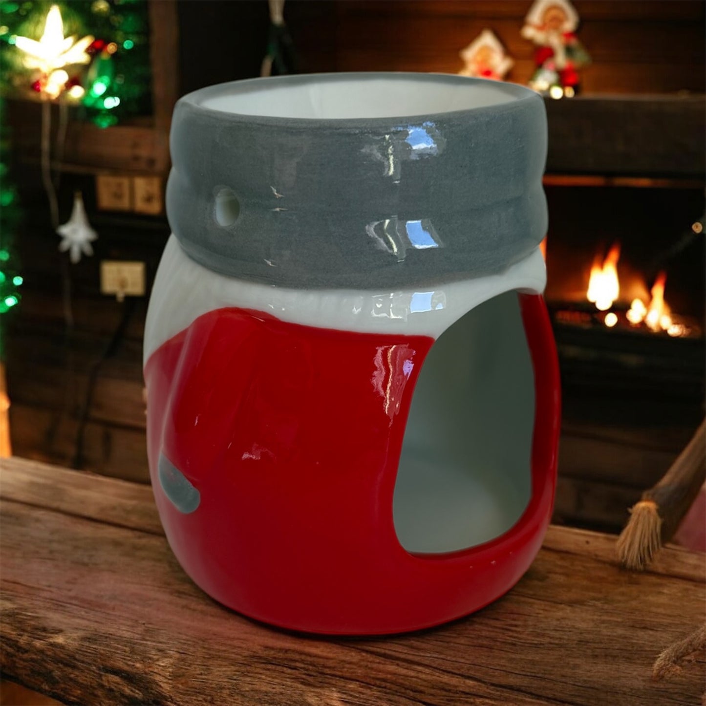 🎅 Santa Gonk Ceramic Wax Melter – 9cm