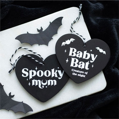 Spooky Mum Hanging Heart Sign - Simply MeltedSpooky Mum Hanging Heart Sign