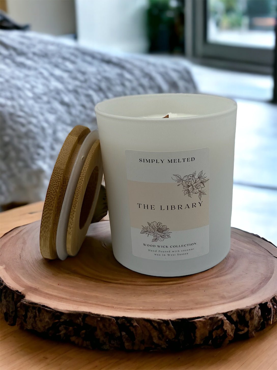 The Library Candle - Simply MeltedThe Library Candle