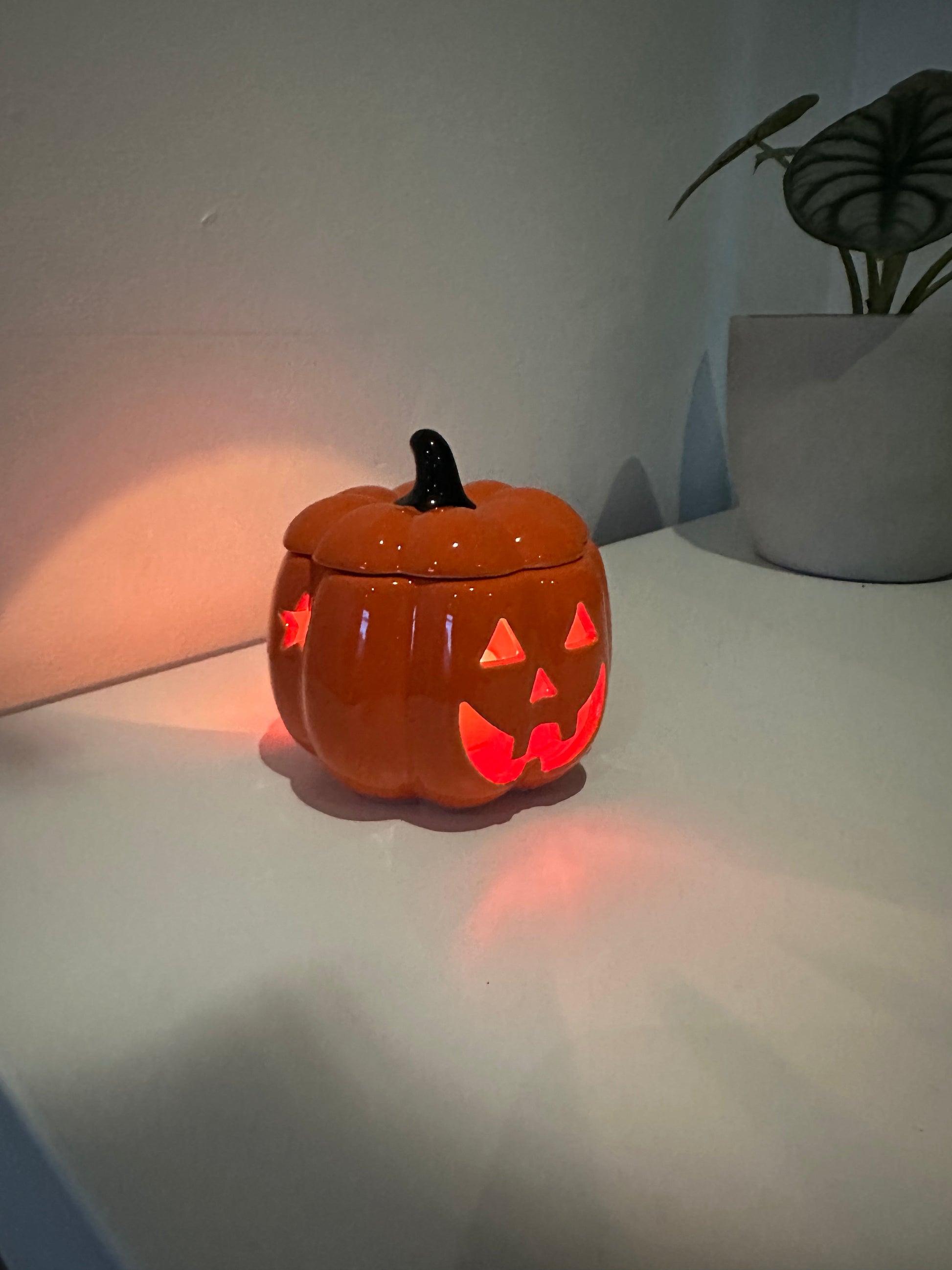 Halloween Pumpking Wax Burner - Simply Melted