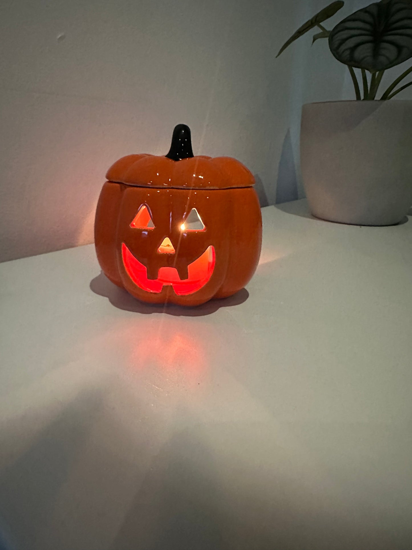 Halloween Pumpking Wax Burner - Simply Melted